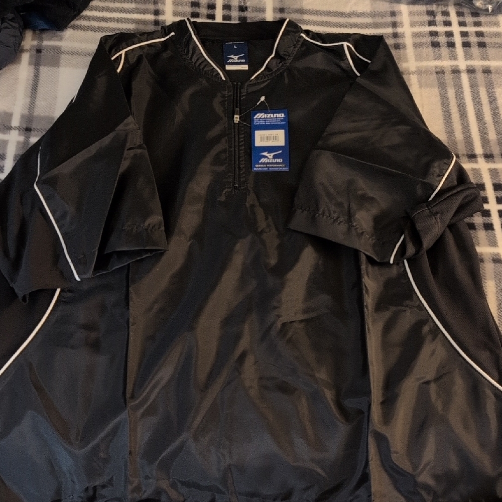 Mizuno Black Windbreaker with White Trim